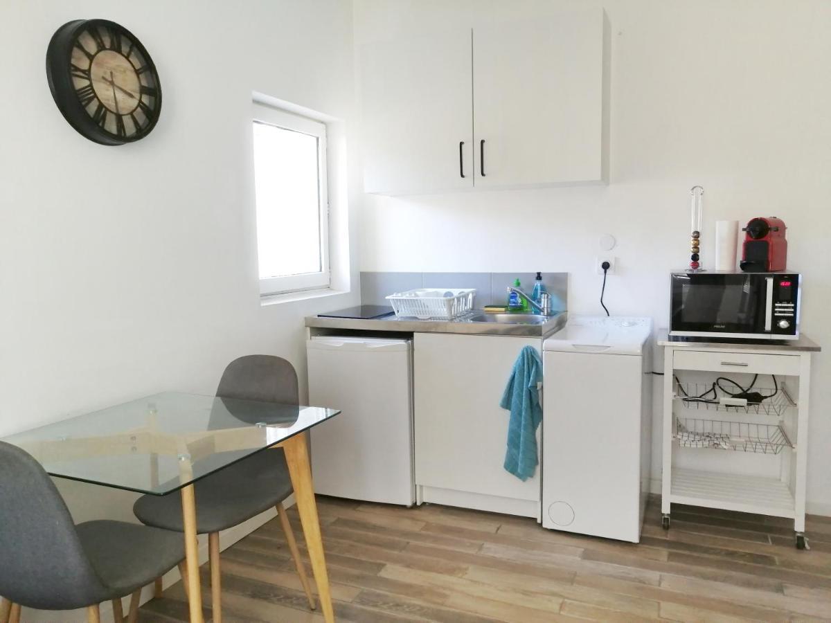 Ferienwohnung Blue Rent Bron Exterior foto